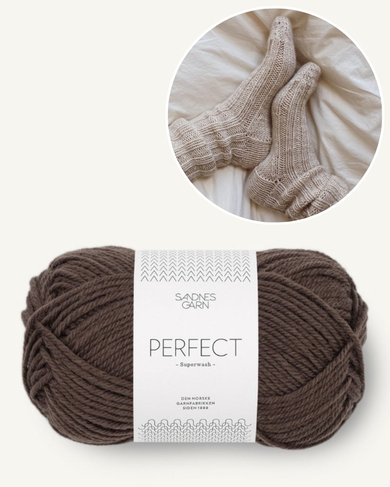 PetiteKnit Sunday Socks aus Perfect schokolade