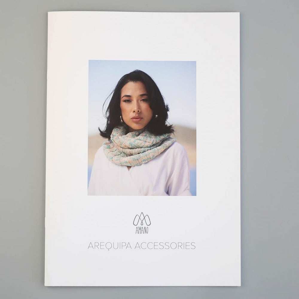 Amano Arequipa Accessoires gedrucktes Anleitungsbooklet in englisch 1