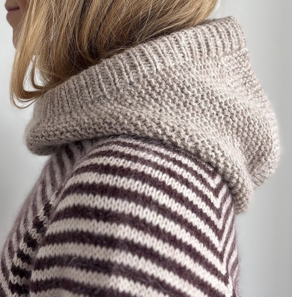 Coco Amour Knitwear Skye Hood mit Heavy Merino und Soft Silk Mohair von Knitting for Olive 1