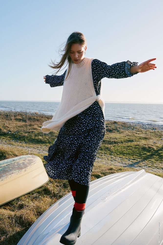 Slipover Nordic Breeze von Lana Grossa mit Natural Alpaca Pelo 1