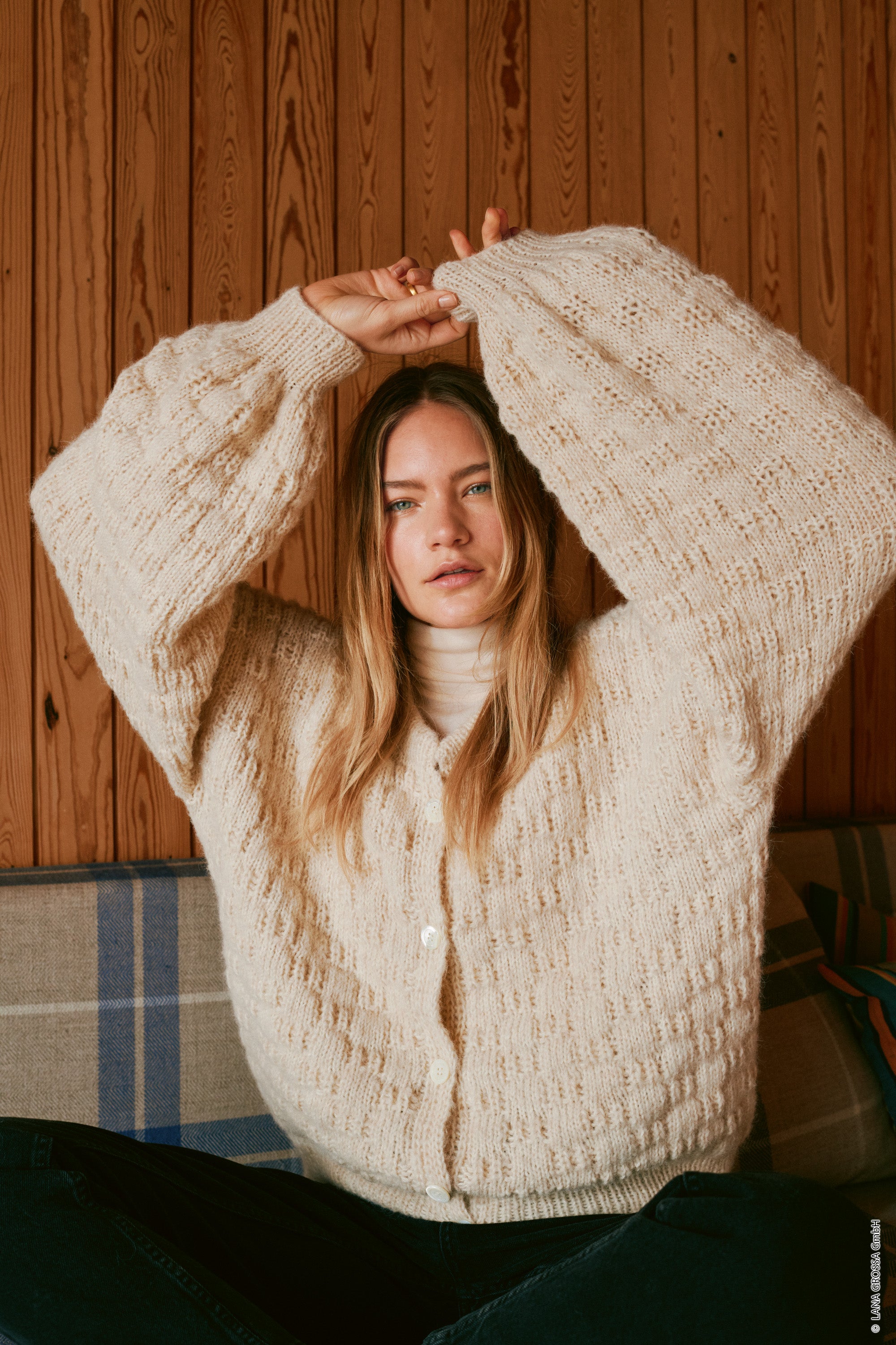 Nordic Bubble Cardigan | fluffig leicht aus Natural Alpaca Pelo von Lana Grossa