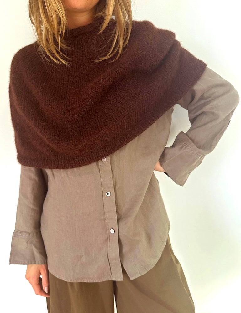 LeKnit Plain Yoke Poncho mit Poppy von Sandnes Garn 4