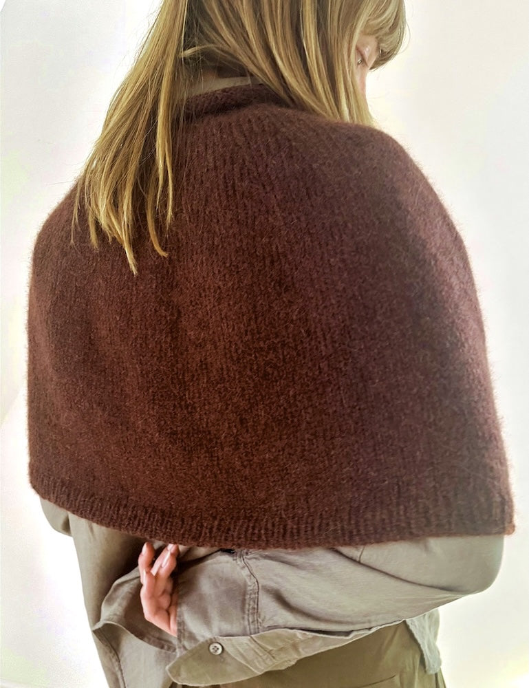 LeKnit Plain Yoke Poncho mit Poppy von Sandnes Garn 6