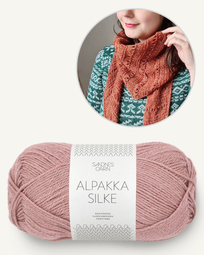 Mara Tuch von Audrey Borrego mit Alpakka Silke von Sandnes Garn 8