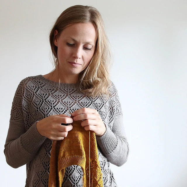 Let it Fall Sweater | mit schönem Muster aus Cheeky Merino Joy
