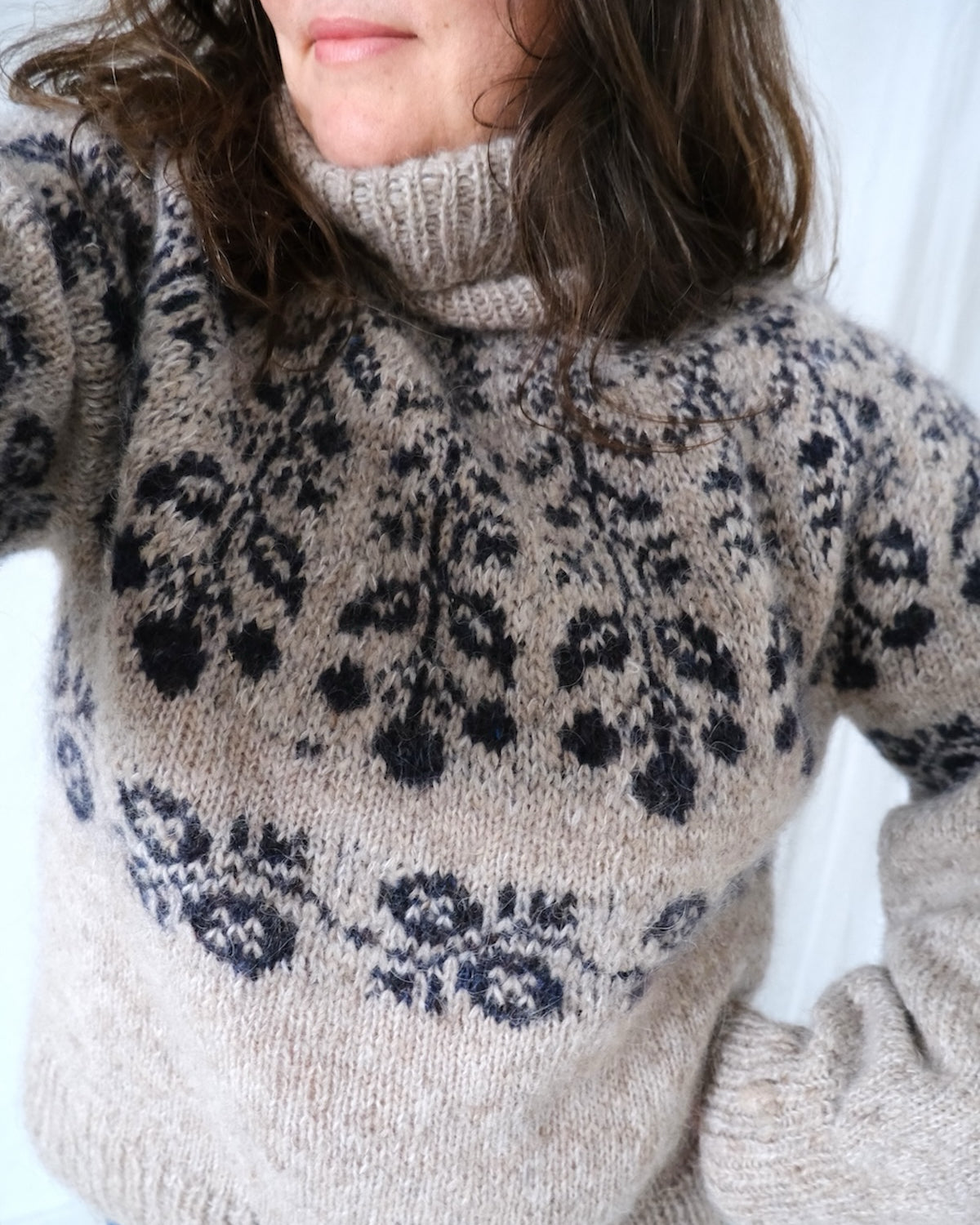 Blueberry Sweater | Beerenmuster aus Plötulopi und Tynn Silk Mohair