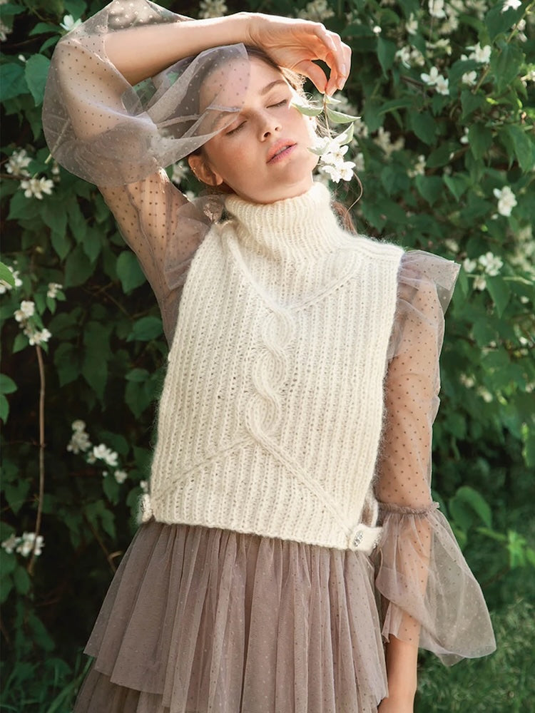 Pia Pullunder | zart und kuschelweich aus Kos und Tynn Silk Mohair von Sandnes Garn