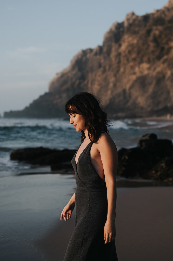 THE GIRL Dress | zarte Silhouette aus Pure Silk von Knitting for Olive