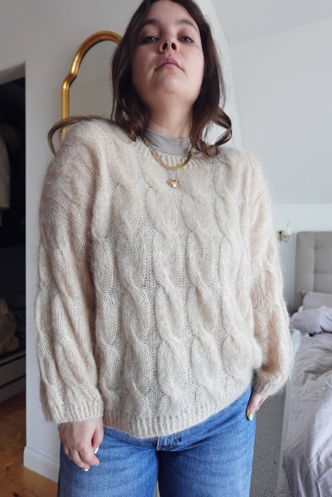 Louise Blouse von wemadewardrobe mit Soft Silk Mohair von Knitting for Olive 3