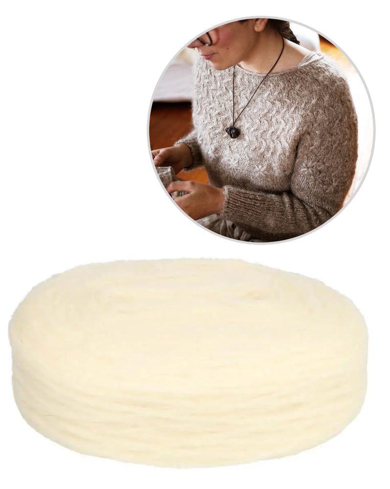 Wildflower Path | warmer Sweater mit zartem Blumenmuster aus Plötulopi von Lopi Island