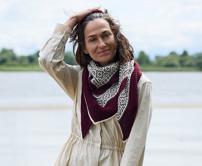 True Love | kontrastfyldt sjal i Cheeky Merino Joy fra Rosy Green Wool