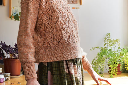 Atlantica Sweater | zartes Muster aus Einband von Lopi Island