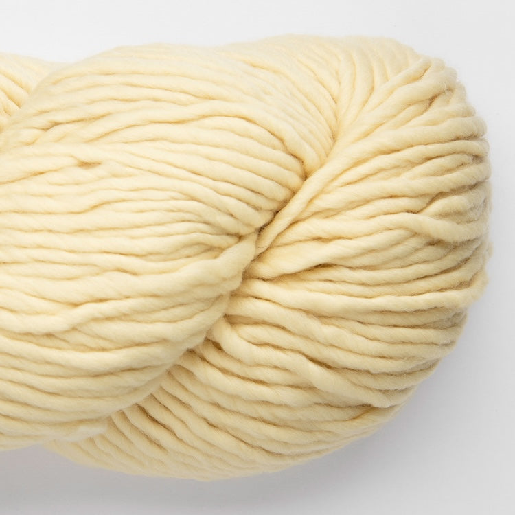 Amana Yana 100% peruvian Highland Wool Farbe 1303