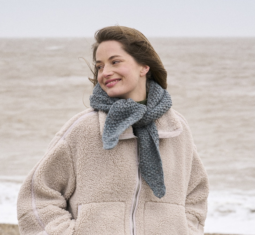 Hazel Scarf | étole chaude en Sheepsoft Fibreknit de Bramble & Fleece