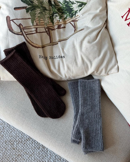 Chantal Mittens | zart und weich aus Classic Cashmere von Cardiff