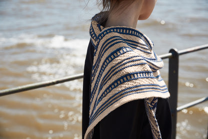 Contact | vabamaiguline peenikeste triipudega sall lõngast Cheeky Merino Joy, tootja Rosy Green Wool
