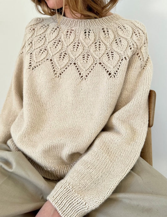 Ella Sweater | feines Blattmuster aus Alpakka Ull von Sandnes Garn