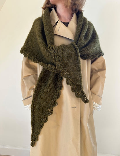 Ellie-sjal | stort trekantet sjal i Alpakka Folgetrad og Tynn Silk Mohair fra Sandnes Garn