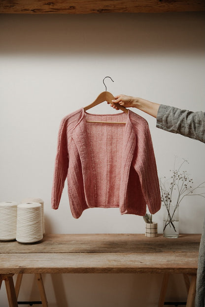 Cardigan nr 11 | ümberpööratav triibuline jakk Biches & Bûches'i Le Petit Lambswool'ist