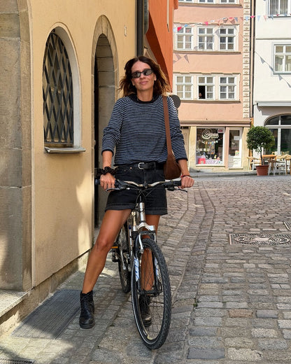 Bonnie Blouse | avslappnade ränder i Bio Balance från BC Garn