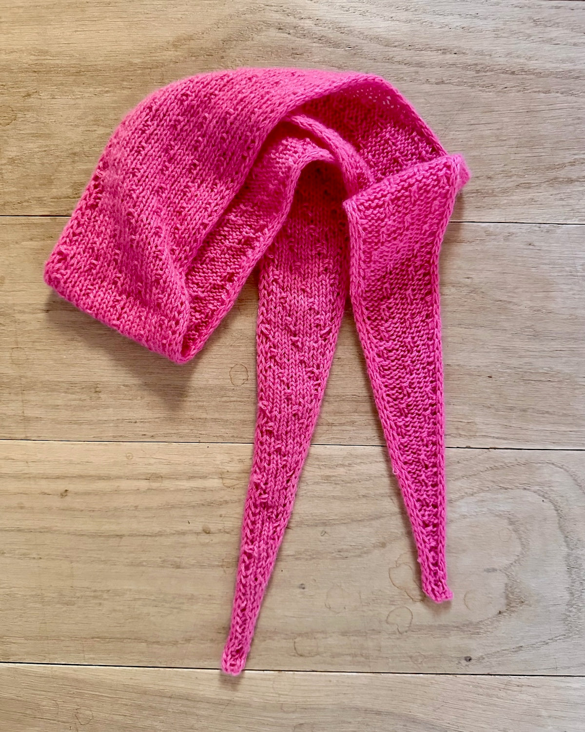 Rabea von gute-garne Pebble Scarf mit Cashmere von Sandnes Garn 11