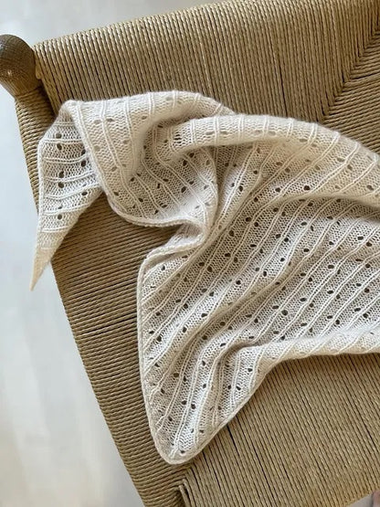 Hyo Bandana von Awegyoknit mit Cashmere Lace von Gepard Garn 4