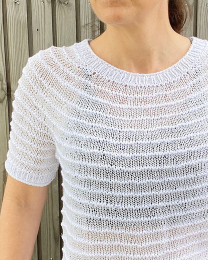 Stribelade Tee | zauberhafte Streifen aus Tynn Line und Line von Sandnes Garn