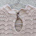 Knitting for Olive Barbroe Bluse Detail Nackenpartie