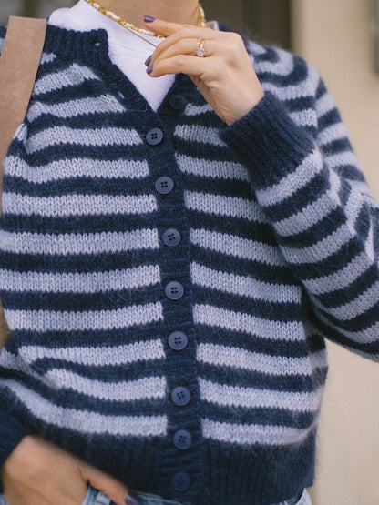 In My Stripes Era Cardi | Streifenliebe aus Helene und Edith von Novita