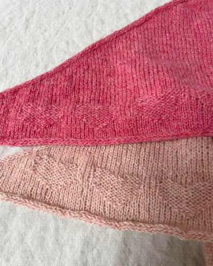Lille Hjerte Shawl | zarte kleine Herzen aus Le Petit Lambswool von Biches & Bûches