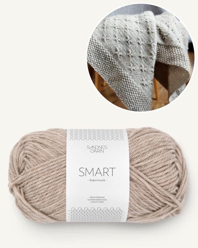 Garnpaket für die Decke Lisbeth gestickt mit Sandnes Smart in graubeige