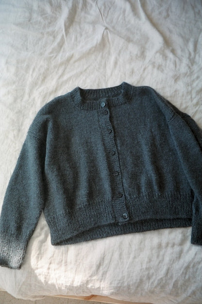 Marlo Cardigan | klassikaline ja siidise langevusega, valmistatud Biches & Bûchesi Le Petit Organic Cottonist ja Le Petit Silk & Mohair’st