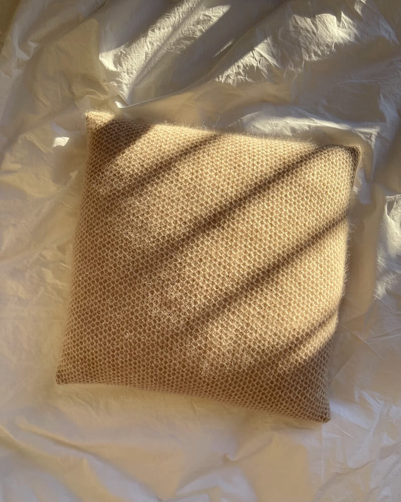 PetiteKnit Anleitung Honey Pillow 