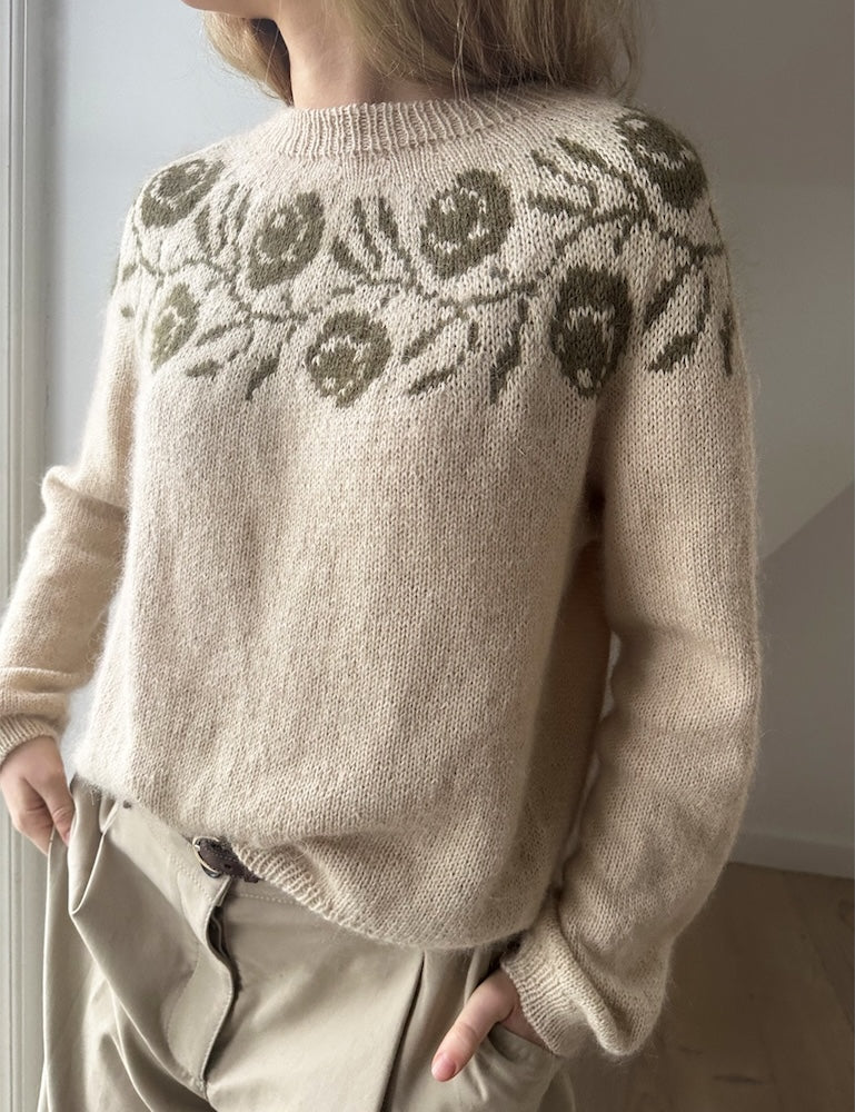 Rosie Yoke Blouse | ikonisches Muster aus Sunday und Tynn Silk Mohair von Sandnes Garn