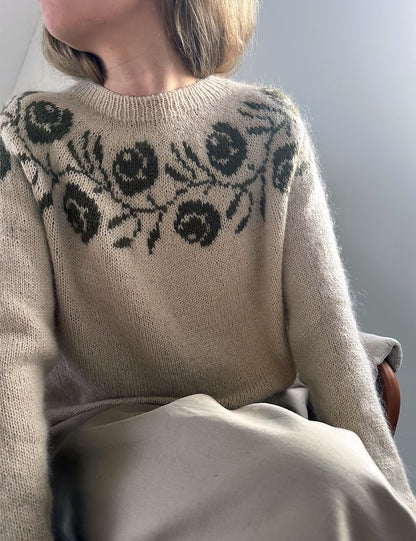 Rosie Yoke Blouse | ikonisches Muster aus Sunday und Tynn Silk Mohair von Sandnes Garn