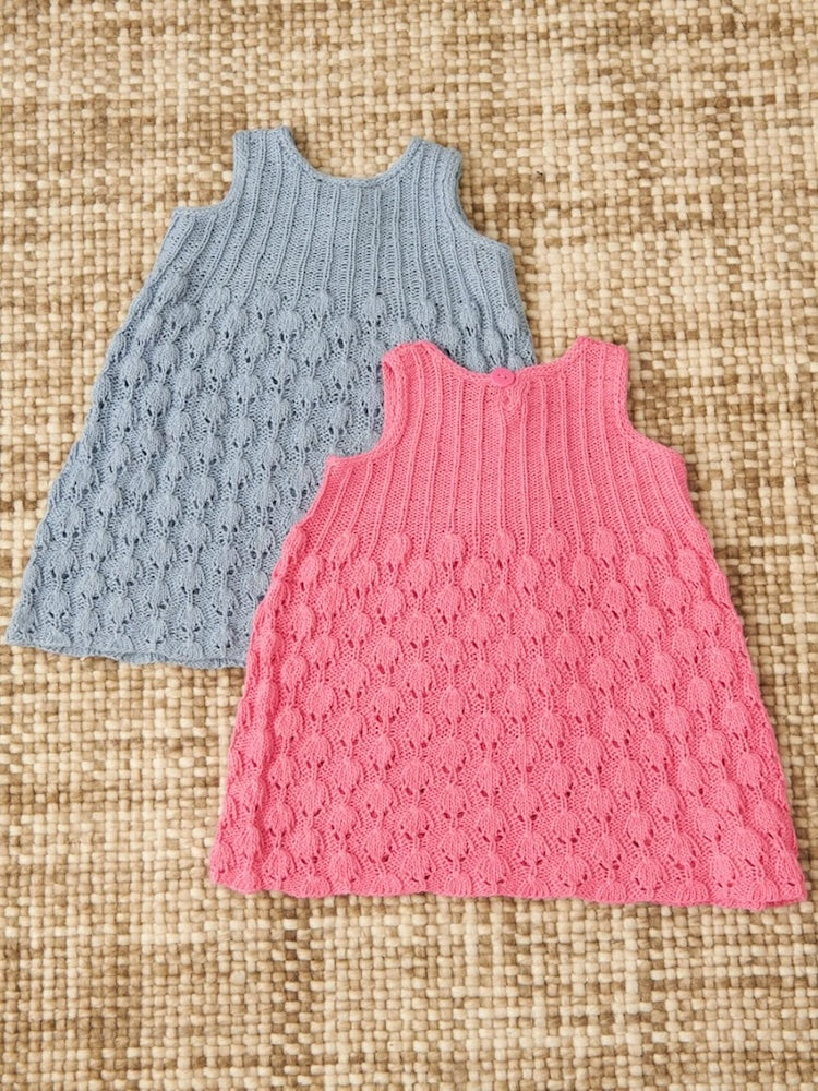 Lilja Set aus Top, Hose und Mütze, Sandnes Kollektion 2407 Sommer Baby mit Tynn Line von Sandnes Garn 4