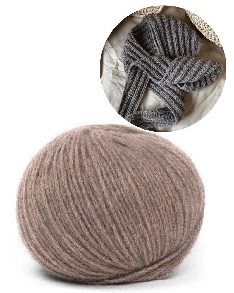 My Favorite Things Knitwear Scarf No. 3 aus Pascuali Cashmere 6/28 taupe