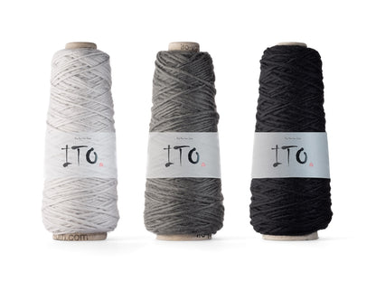 Yomo | thick, soft wick yarn made of 100% wool 