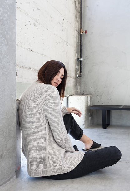Mamor Cardigan | lässige Jacke aus Luft von Woolfolk