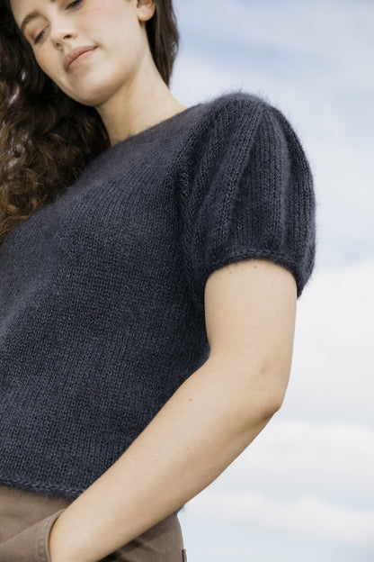 Aina Sweater - Laine x Novita | zartes Shirt aus Edith von Novita