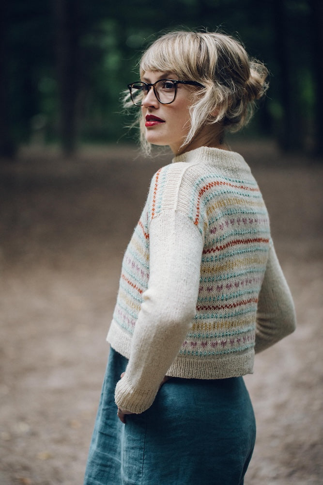  Heartstring Sweater von Andrea Mowry mit Tynn Peer Gynt von Sandnes Garn 2