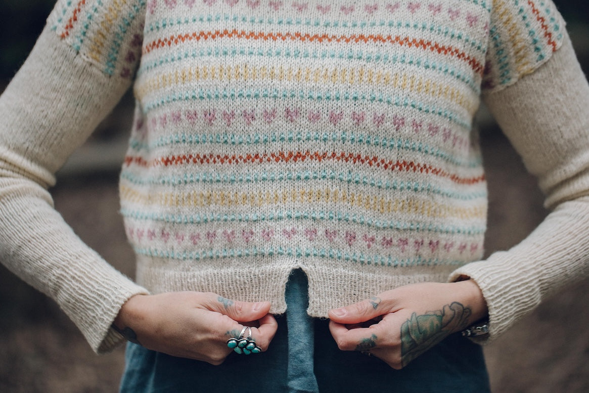  Heartstring Sweater von Andrea Mowry mit Tynn Peer Gynt von Sandnes Garn 3