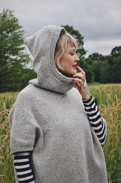 Sheltered Poncho von Andrea Mowry mit Heavy Merino von Knitting for Olive 4
