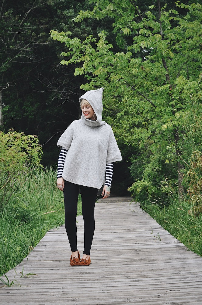 Sheltered Poncho von Andrea Mowry mit Heavy Merino von Knitting for Olive 5