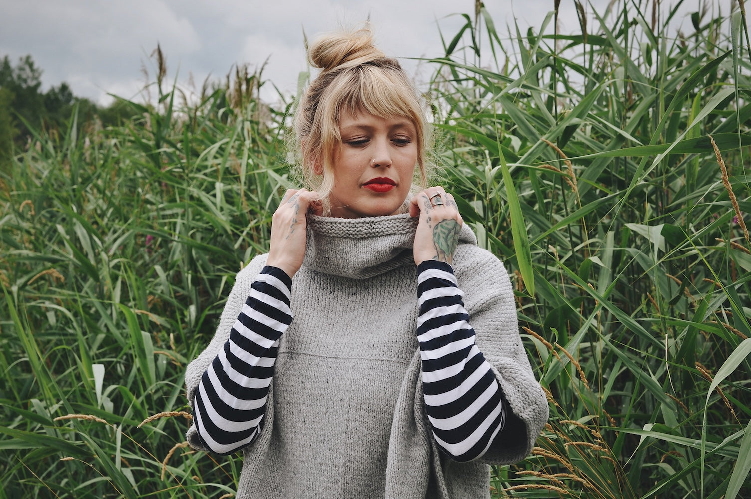Sheltered Poncho von Andrea Mowry mit Heavy Merino von Knitting for Olive 6