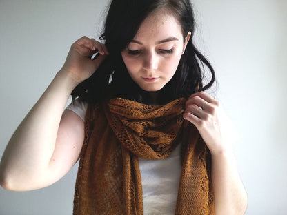 Lucarne Scarf | feines Lacemuster - super weich aus Alpaca Lace von Pascuali