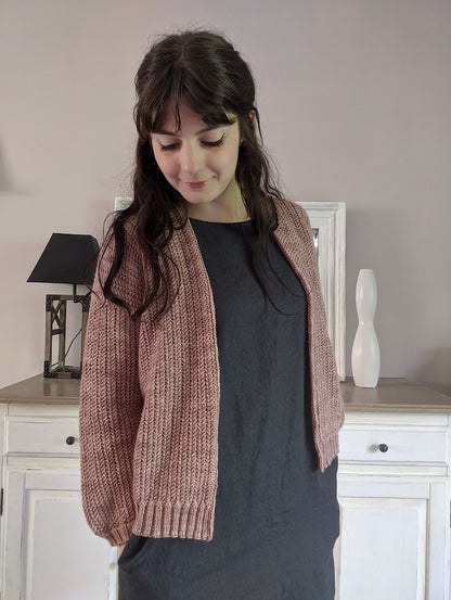 Cervion Cardigan | lässige Jacke aus Cheeky Merino Joy von Rosy Green Wool