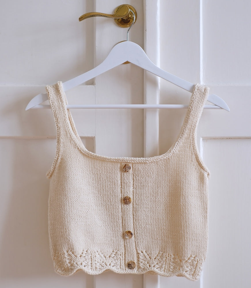Nostalgia Top von Auguste Knit mit Gratisanleitung aus Line von Sandnes Garn 2