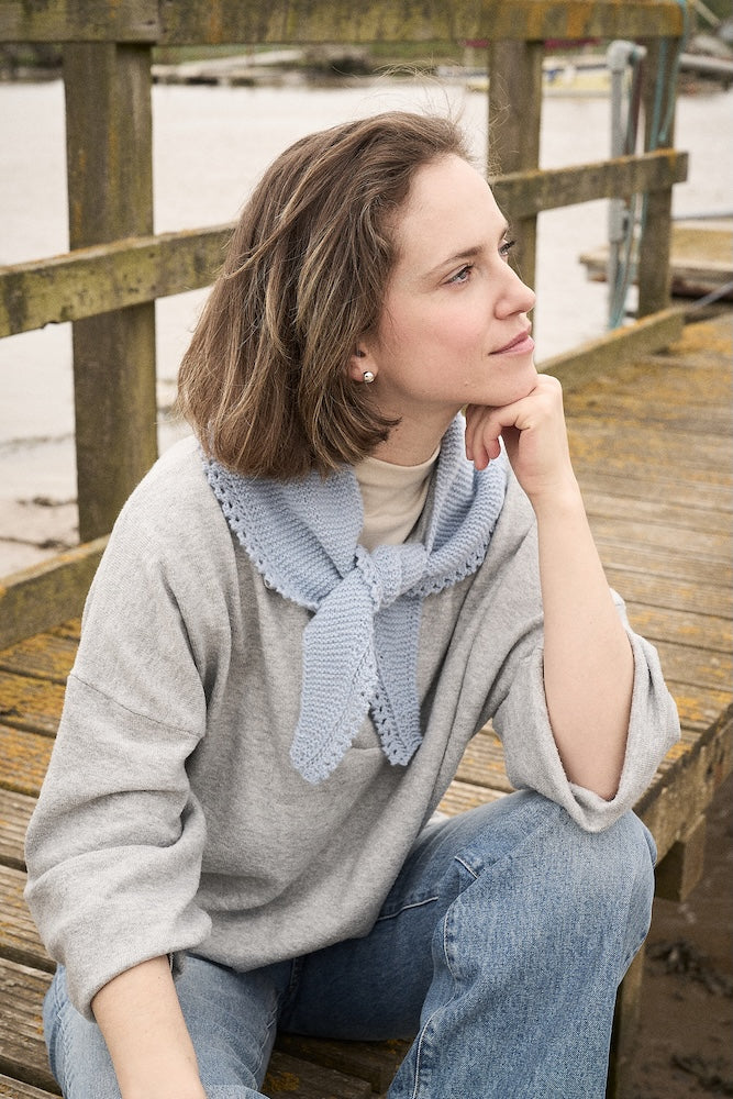 Sciarpa Mini Mosse | Mini sciarpa super facile in Alva Cashmere Revive di BC Garn