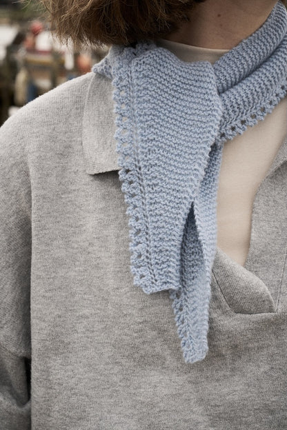 Sciarpa Mini Mosse | Mini sciarpa super facile in Alva Cashmere Revive di BC Garn